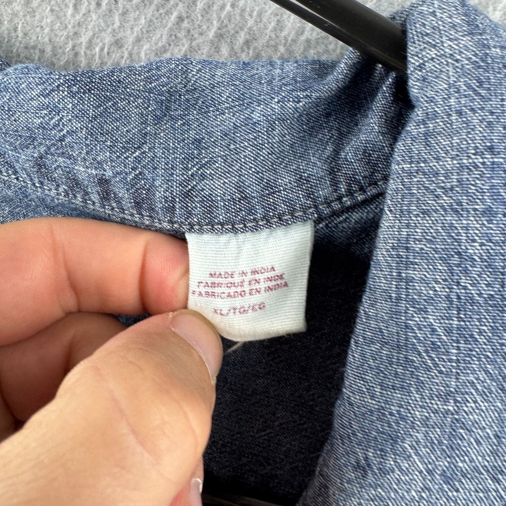 Levis Shirt Mens XL Blue Chambray Camp Button Up Boxy - Picture 5 of 12